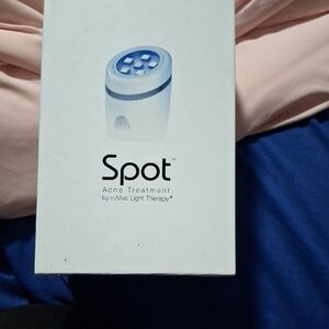 Spot Acne Treatment - White and Blue